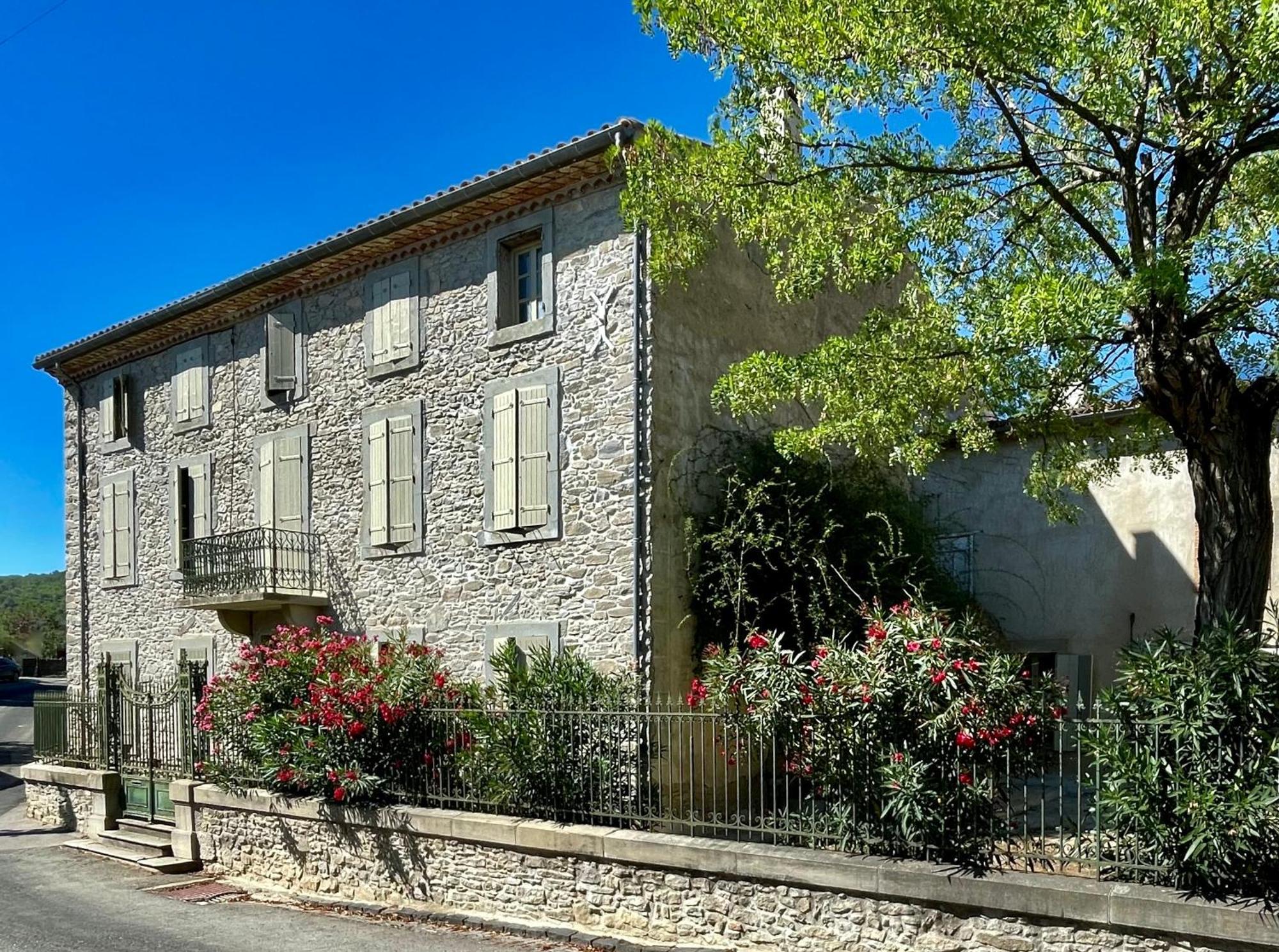 Maison Vigneronne De Bonne Maman - Climatisee Cesseras المظهر الخارجي الصورة